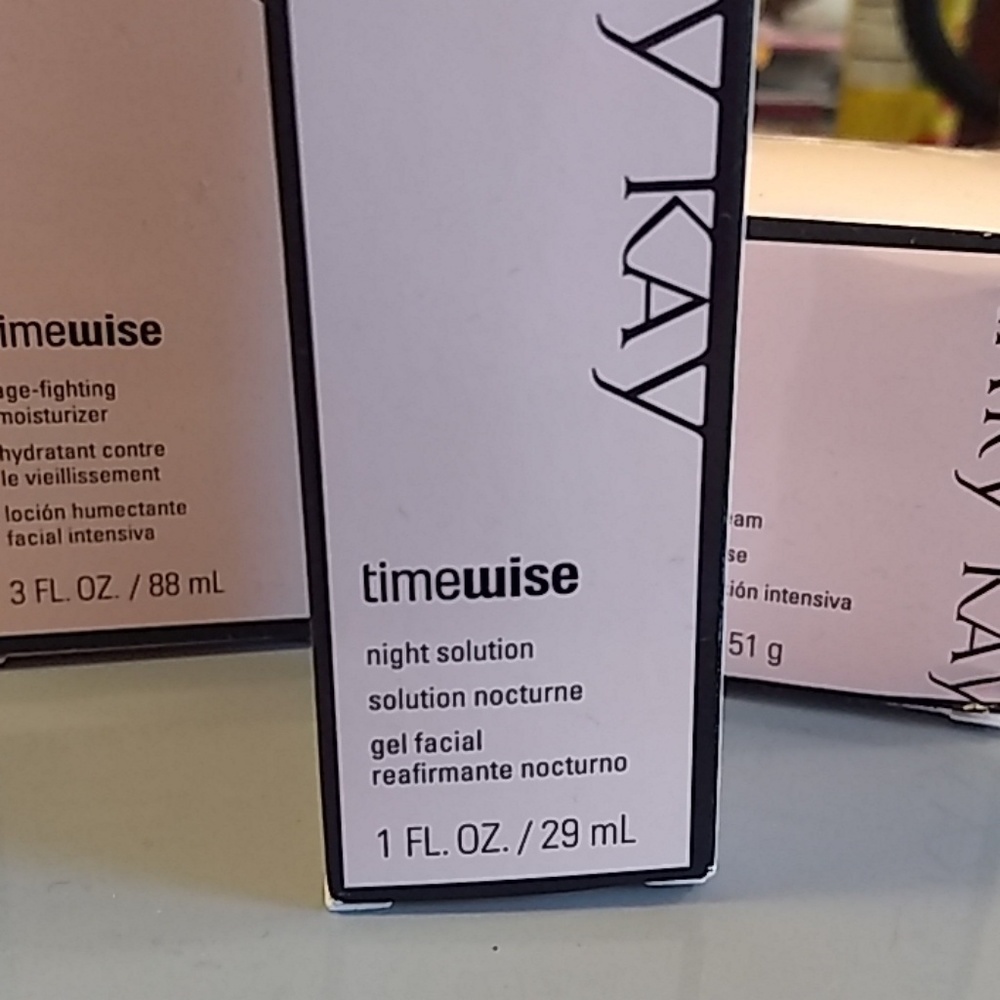 Mary Kay timewise night solution